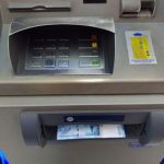 Cara Mengambil Uang di ATM BCA dan Aplikasi Sakuku Terlengkap